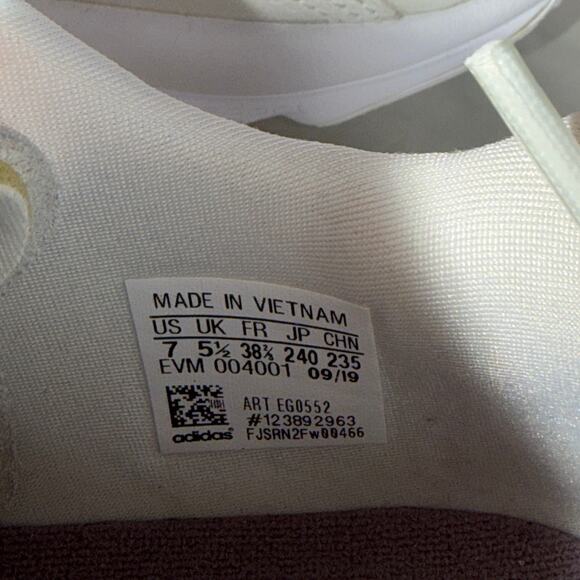 Adidas Ozweego Women's Cloud White Lilac Metallic Athletic Sneakers Shoes Size 7 - Picture 11 of 12